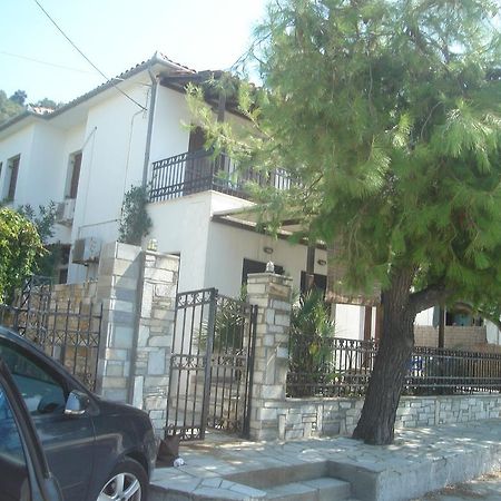 Stelios Seaside House Villa Lefokastro Exterior photo