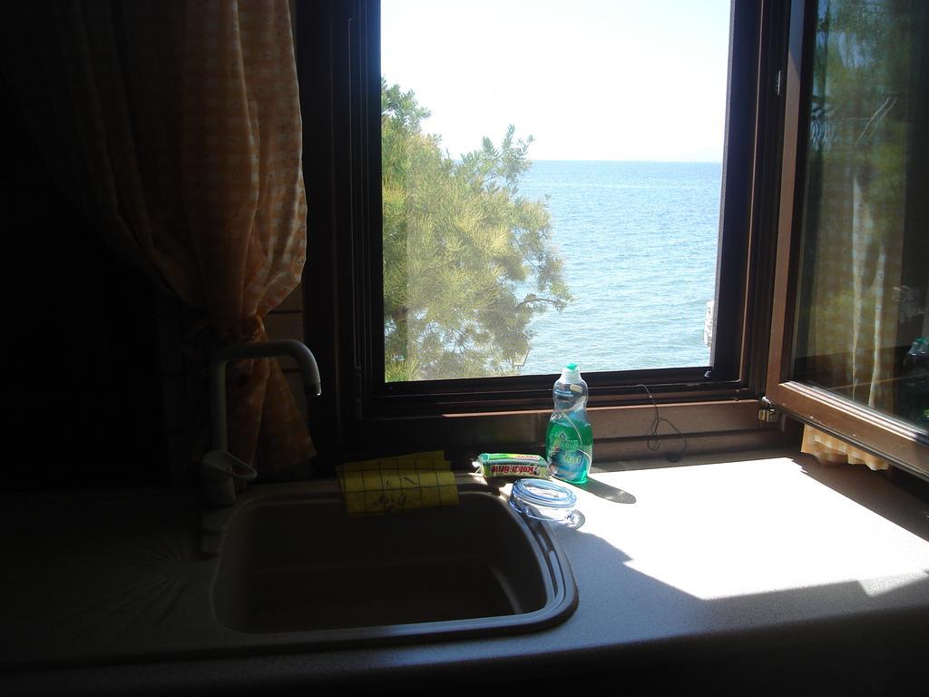 Stelios Seaside House Villa Lefokastro Exterior photo